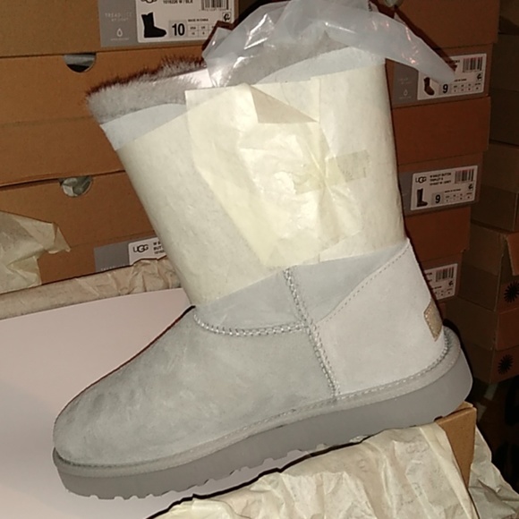 Ugg Azalea Charm - Picture 4 of 5